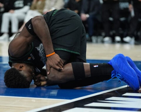 Timberwolves lose Anthony Edwards and Donte DiVincenzo to leg injuries in Game 4 against Nuggets