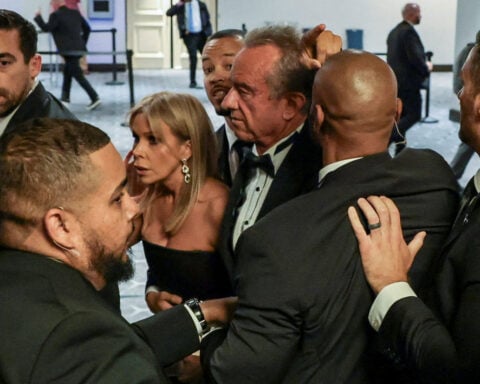 Trump's security again faces scrutiny after press dinner shooting