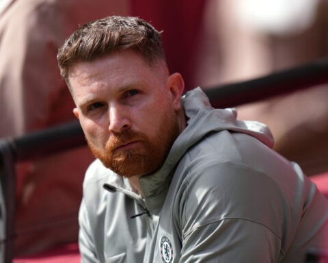 Chelsea beats Leeds to set up FA Cup final meeting with Man City