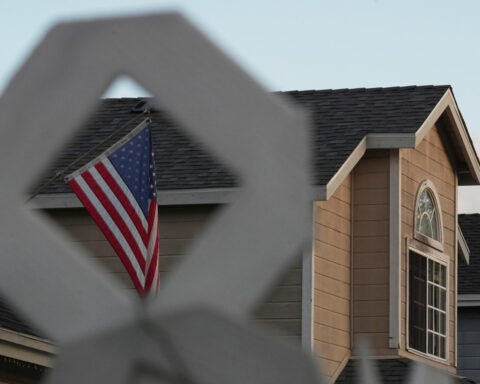 Accused attacker at Washington media dinner is a tutor and computer engineer from California