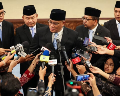 Indonesia appoints labour union chief as new environment minister