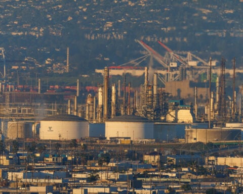 US refiners' first-quarter profits expected to jump as war lifts fuel margins