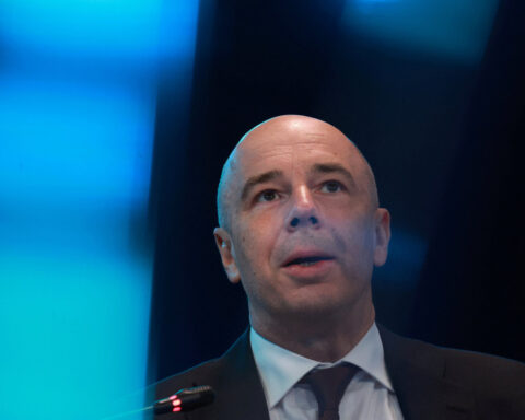 Russian finance minister warns of regional budgets' strains, rising debt