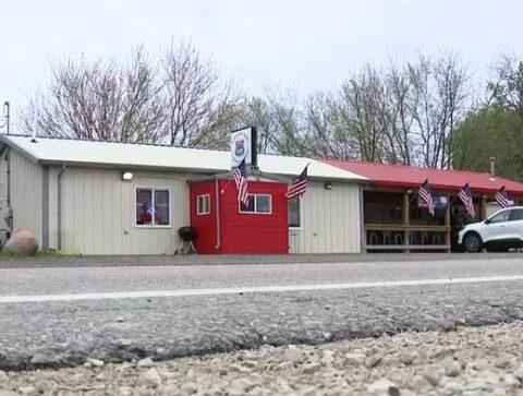 'We’ll wait for you': Community support fuels cafe comeback