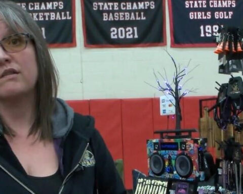 Shooting survivor uses art to help domestic violence victims