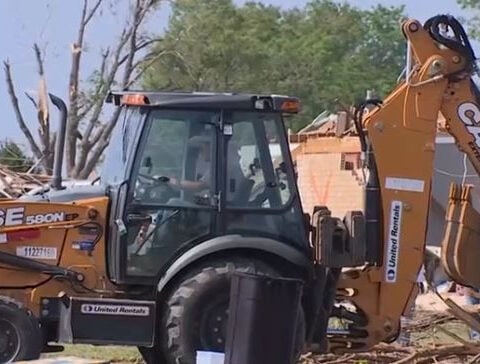 Volunteers unite from across Oklahoma to help Enid recover from EF4 tornado