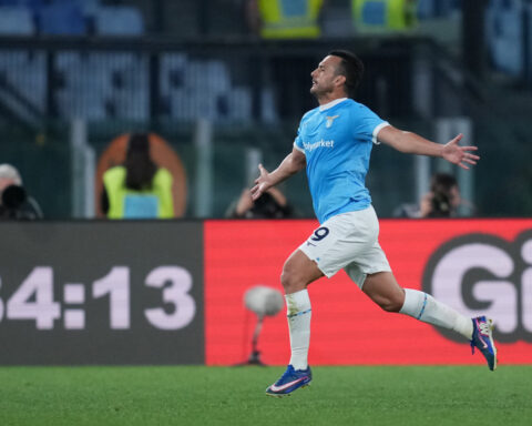 Teen scores twice on full debut as Cagliari beats Atalanta and moves clear of drop zone