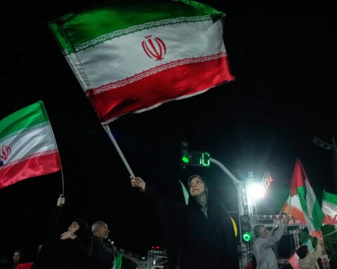 Iran offers to reopen Strait of Hormuz if US lifts its blockade and the war ends, officials say