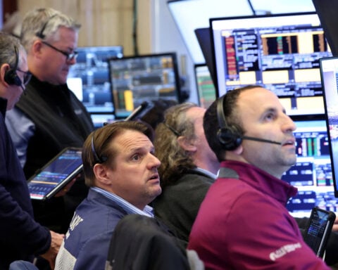 Trading Day: Tech in a world of its own