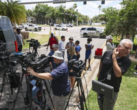 Court hearing for man charged with killing 2 University of South Florida students