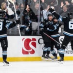 Theodore's overtime goal lifts Golden Knights to 5-4 win over Mammoth; series tied at 2-all