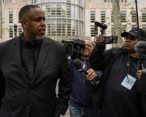 Ex-NBA player Damon Jones is 1st to plead guilty in gambling sweep that led to over 30 arrests