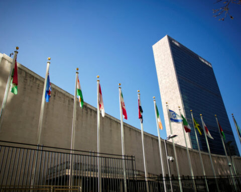 US wants curbs on China as a condition for paying UN dues, report says