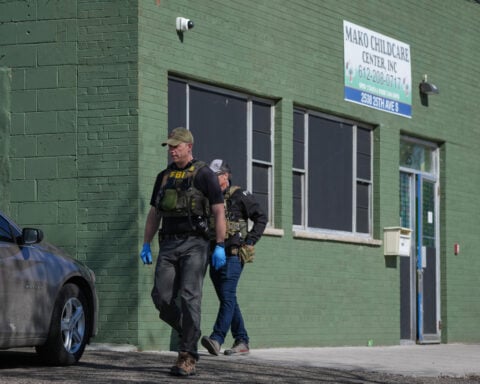 Agents armed with search warrants keep focus on Minnesota in public fraud probe