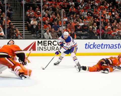 McDavid in Edmonton lineup as the Oilers face elimination in Game 5 against the Ducks