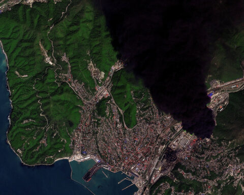 Ukraine strikes Russia's Tuapse refinery, Putin says attacks intensifying on civilian targets