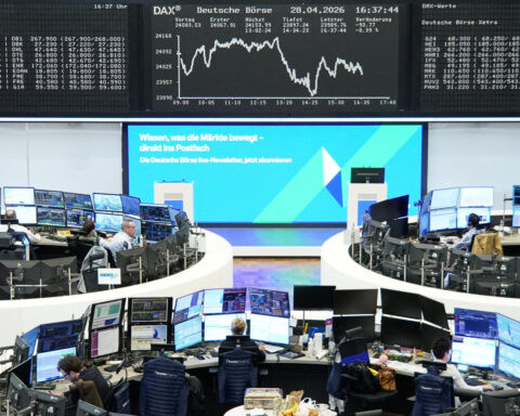 European markets dip as investors eye earnings, Iran conflict continues to weigh