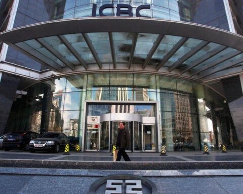 China's largest lenders' first-quarter profit up over 3%, sour loan ratios steady