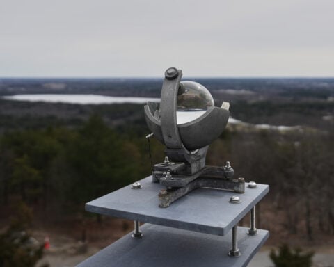 One of America’s oldest weather observatories shows people the science behind our climate