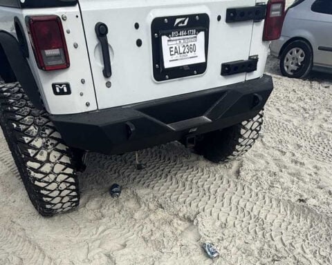 3-year-old struck by Jeep on Volusia beach; driver faces DUI charge