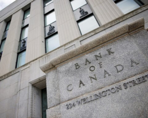 Bank of Canada holds rates, says changes will be small if forecasts hold true