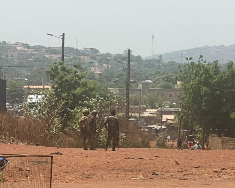 Islamic State-linked insurgents leave Mali town as army tries to reassert control