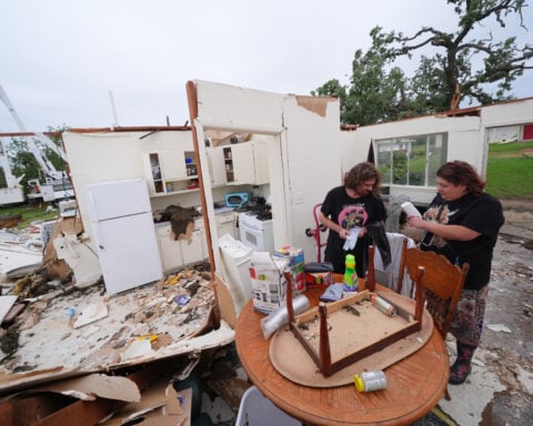 Texas tornado leaves 5 injured, buildings collapsed and homes without roofs