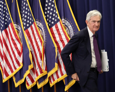 US economy 'quite resilient', should keep growing above 2%, Fed's Powell says