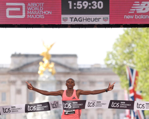 Kenya gives a hero's welcome to marathon record breaker Sabastian Sawe