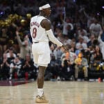 Schroder's halftime speech, 11 points in 4th quarter spark Cavaliers to victory over Raptors