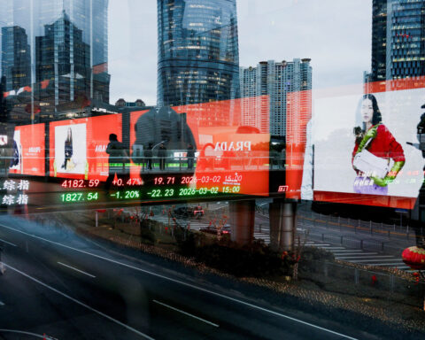 Asia's bond markets shake off war angst with record local issuance