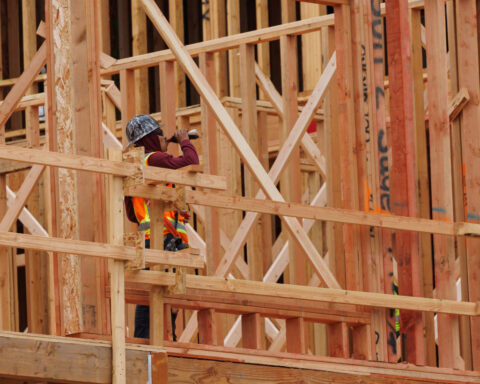 Rise in benefits lifts US labor costs in first quarter