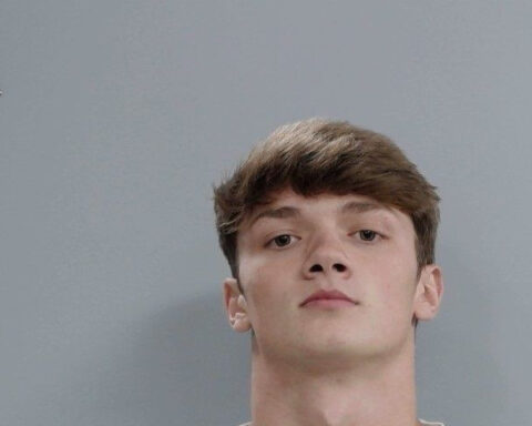 UK student charged with 1st-degree assault after bar fight left victim with brain bleed