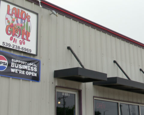 A spicy start: Oklahoma town loving first restaurant in more than a decade