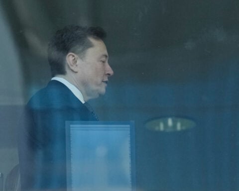 Elon Musk spars with OpenAI attorney in trial over company's evolution from a nonprofit