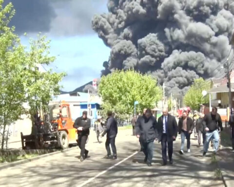 Russian city faces toxic aftermath of refinery attack