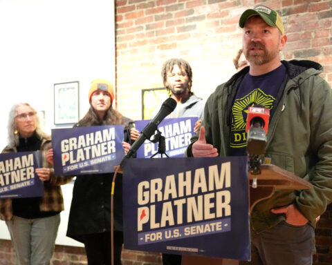 Maine Gov. Mills drops Democratic US Senate bid against Platner, lamenting a lack of campaign funds