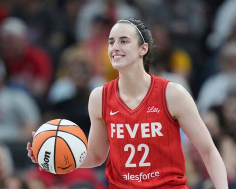 Caitlin Clark scores 21 points, gives the Fever a brief scare in her 1st home game in 9 months