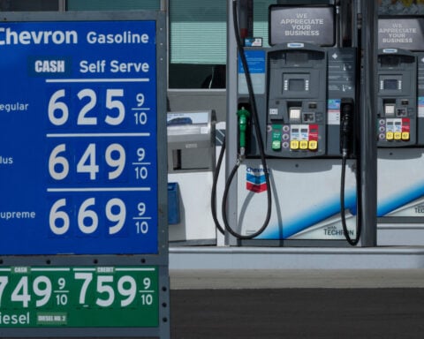 Californians now paying 6 bucks a gallon for kicks on Route 66