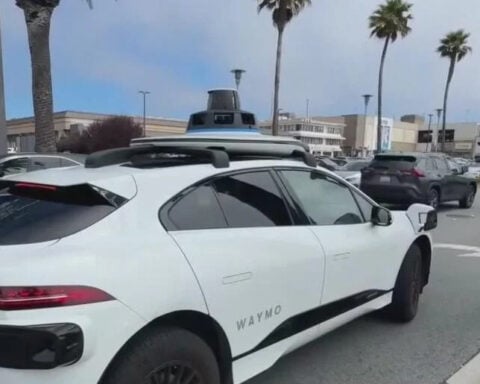 Driverless cars in California can now get traffic tickets under new DMV rules