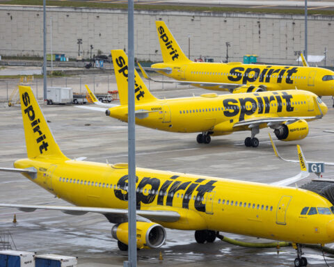 Spirit Airlines prepares to cease operations overnight, sources say