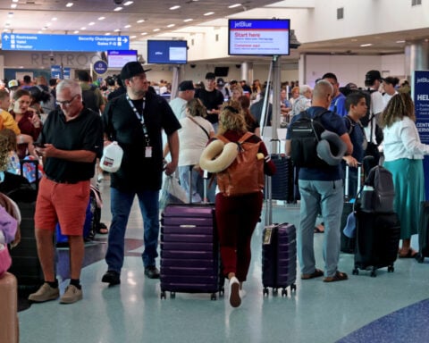 Spirit Airlines shuts down as company says it can't keep up with higher oil prices