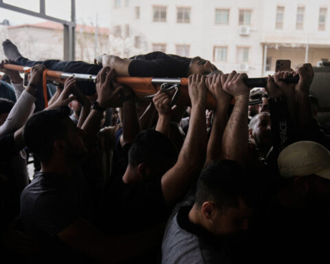 Israeli raid in the West Bank leaves 1 Palestinian dead and 4 wounded