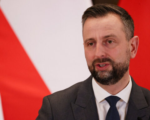 Poland has not received signals suggesting delays in Patriot deliveries, says defence minister