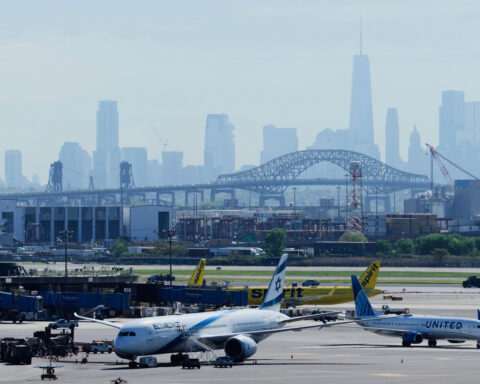 United flight landing in Newark strikes pole on New Jersey Turnpike, damages delivery truck