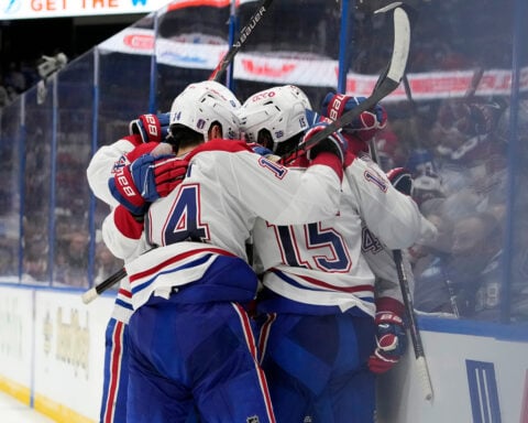 Canadiens outlast Lightning 2-1 in Game 7 to win thrilling 1st-round series