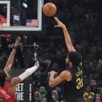 Allen ties career high with 22 points as Cavaliers beat Raptors 114-102 to advance