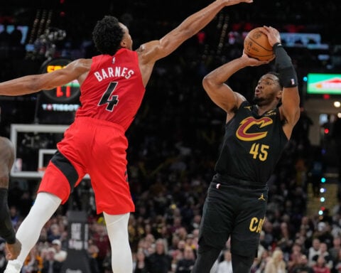 Allen ties playoff career high with 22 points as Cavaliers beat Raptors 114-102 to advance