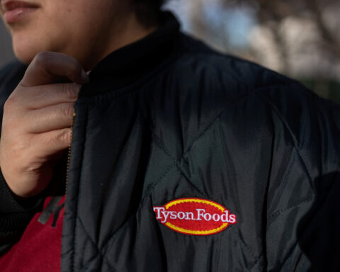 Tyson Foods profit beats estimates, beef business struggles