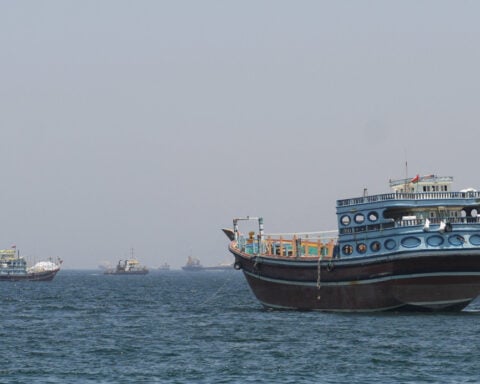 Most Strait of Hormuz shipping at a standstill despite latest US pledge